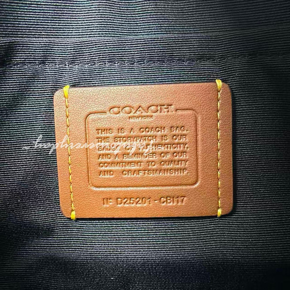 Coach Teri Shoulder/Crossbody Bag In Straw/Gold/Black CBI17 NWT - Picture 7 of 8